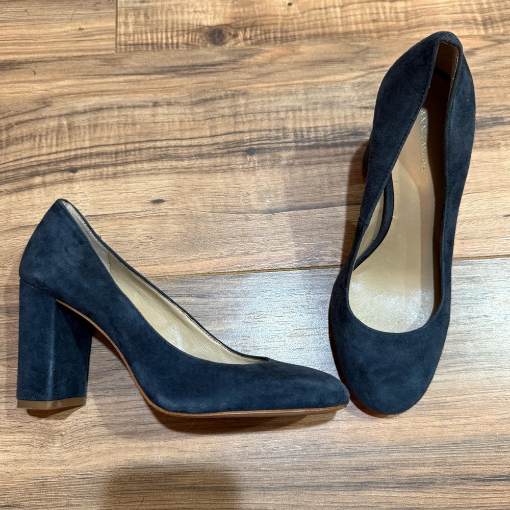 Navy Blue Ann Taylor Black Heels with Chunky Block Heel